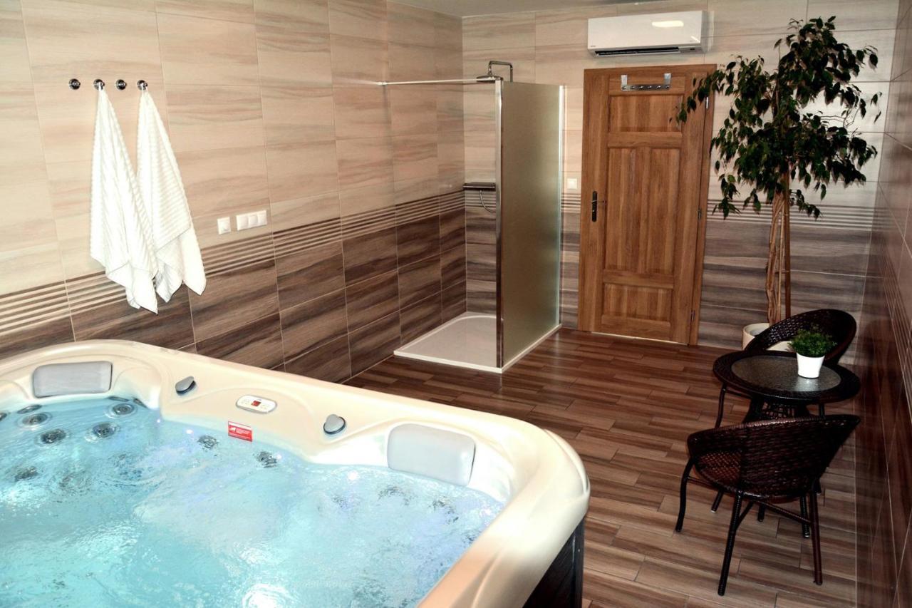 Apartmány u Kotačků Veverske Kninice Exterior foto